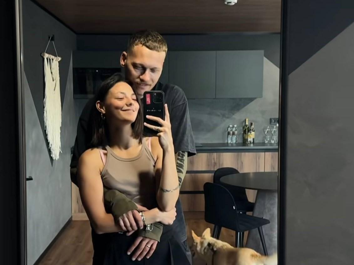 Анастасия Нестеренко показалась без обручального кольца / скриншот Instagram Анастасия Нестеренко показалась без обручального кольца / скриншот Instagram