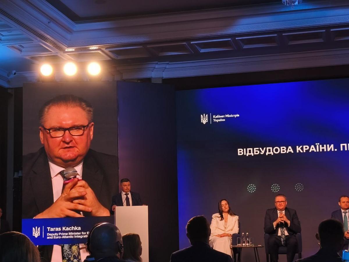Україна буде готова розпочати переговори за усіма 6 кластерами про вступ до ЄС вже до кінця 2025 року / фото УНІАН, Катерина Жирій Україна буде готова розпочати переговори за усіма 6 кластерами про вступ до ЄС вже до кінця 2025 року / фото УНІАН, Катерина Жирій