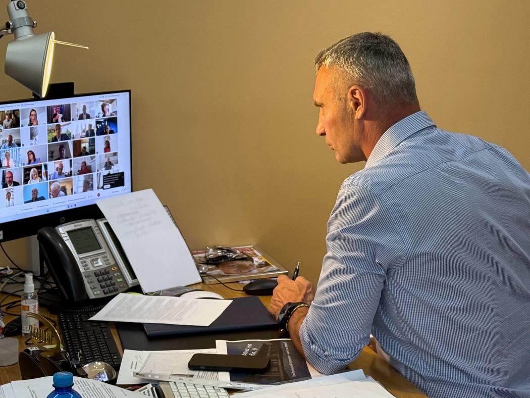 Віталій Кличко, Урсула фон дер Ляєн та інші лідери ЄС провели зустріч щодо перемовин у Вашингтоні