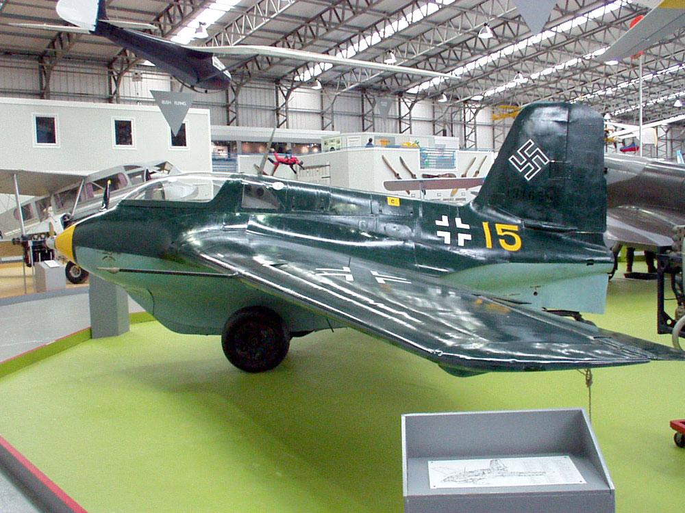Messerschmitt Me.163 Komet Messerschmitt Me.163 Komet