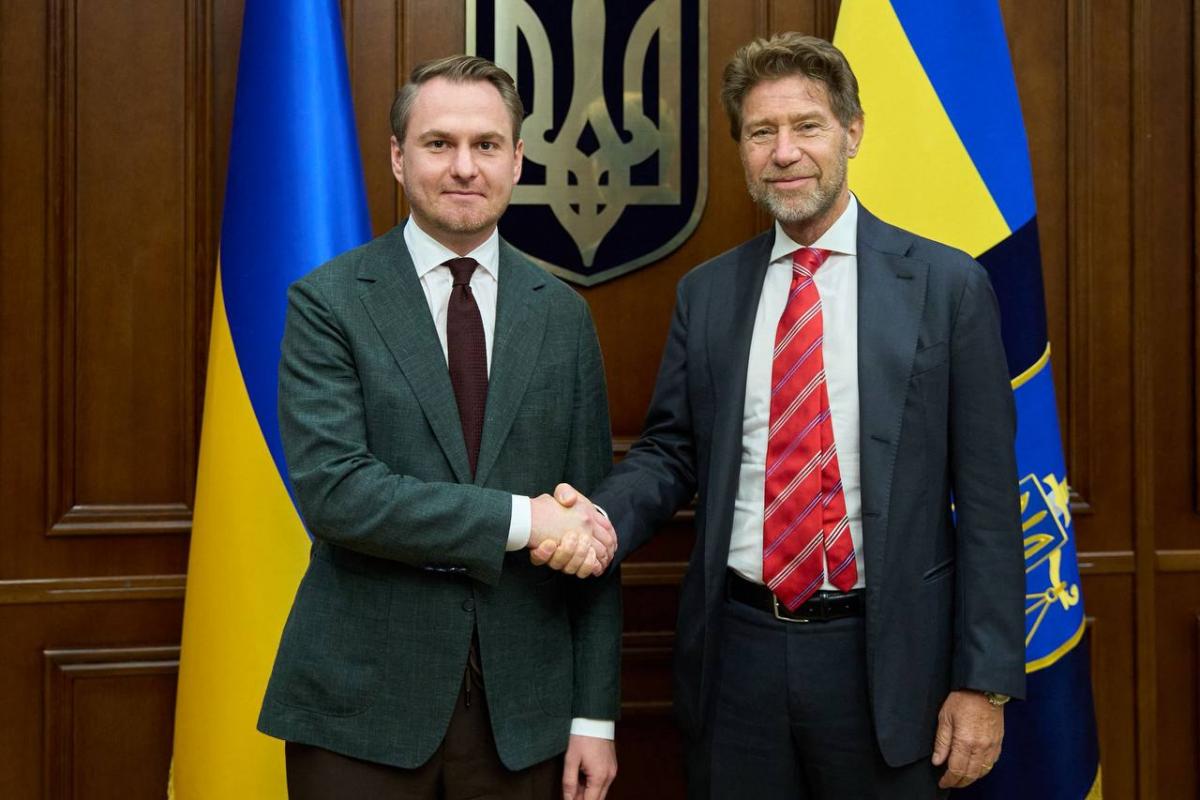 Воєнні злочини РФ та майбутня робота Спецтрибуналу - головна тема зустрічі Генпрокурора та Посла Італії в Україні