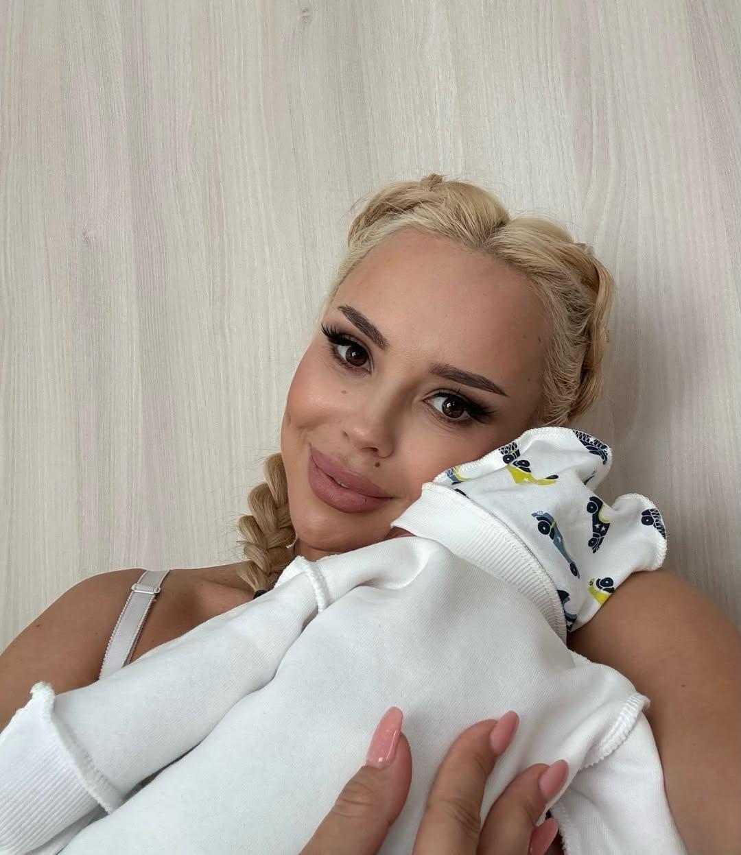 Співачка СолоХа народила третю дитину / фото instagram.com/soloha_official
