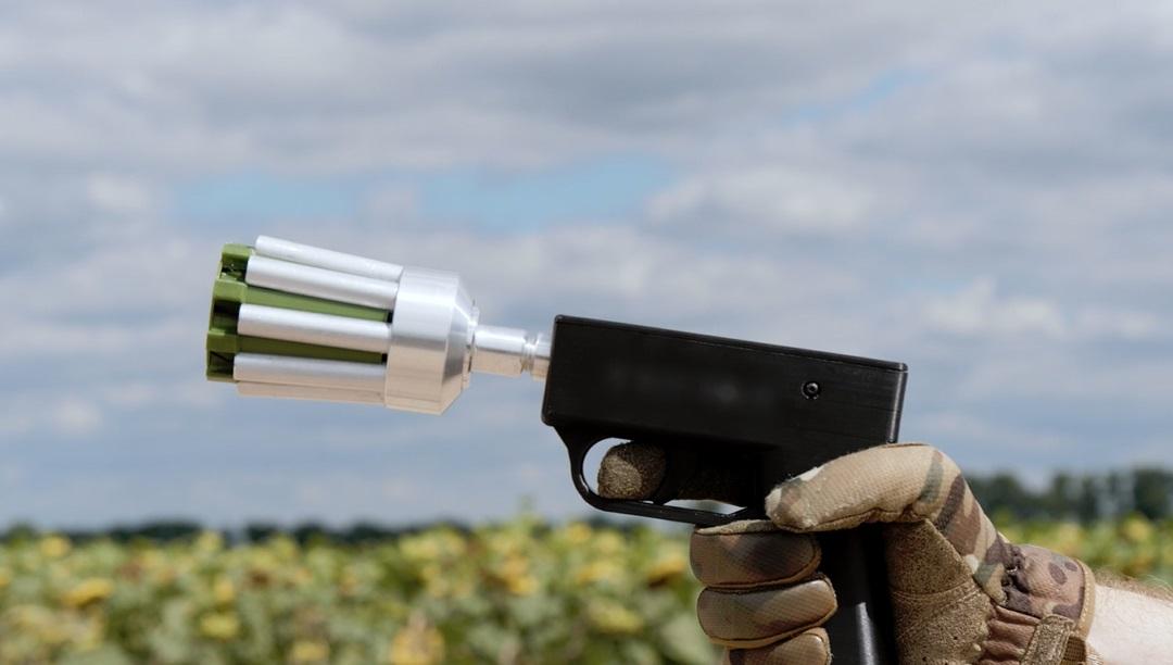 'Українська команда' до Дня Незалежності оголосила масштабний збір на сіткомети: Захисти бійця від дронів 'Українська команда' до Дня Незалежності оголосила масштабний збір на сіткомети: Захисти бійця від дронів