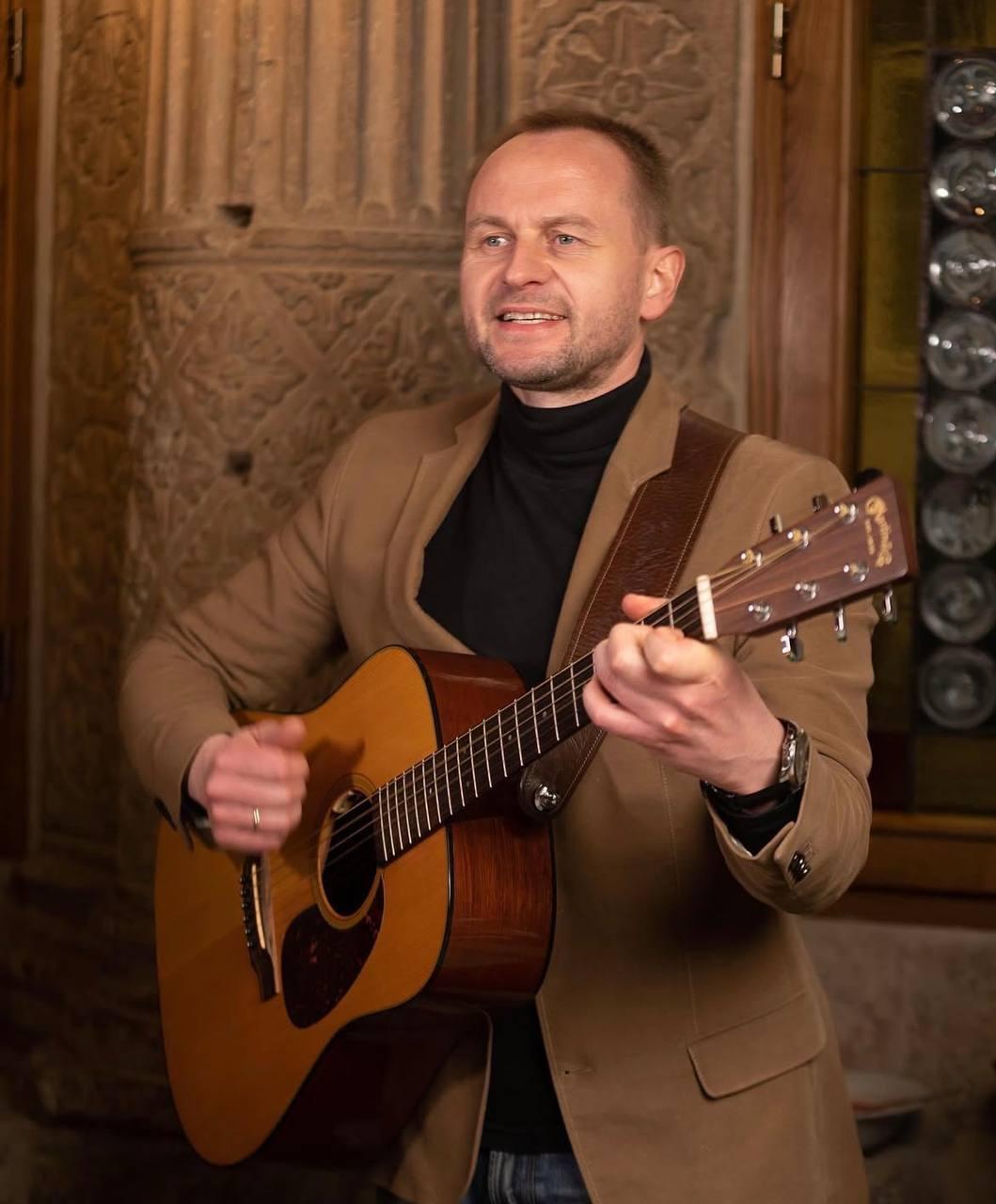 Співак Павло Табаков / скріншот Instagram Співак Павло Табаков / скріншот Instagram