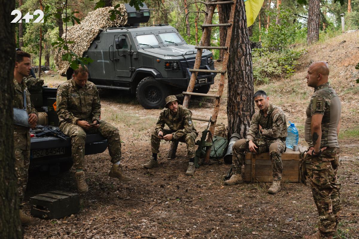 Коли жага до життя й сила кохання сильніші за смерть: телеканал 2+2 знімає воєнну драму 'Живий' Коли жага до життя й сила кохання сильніші за смерть: телеканал 2+2 знімає воєнну драму 'Живий'