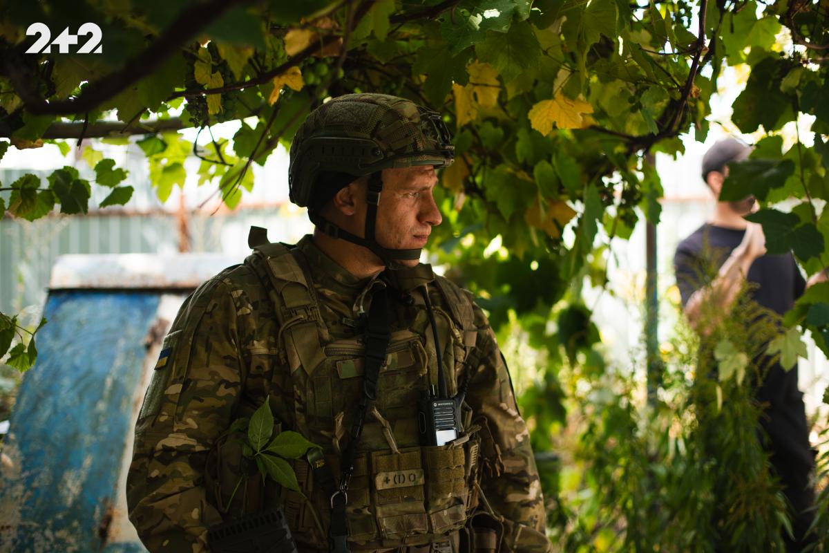 Коли жага до життя й сила кохання сильніші за смерть: телеканал 2+2 знімає воєнну драму 'Живий' Коли жага до життя й сила кохання сильніші за смерть: телеканал 2+2 знімає воєнну драму 'Живий'