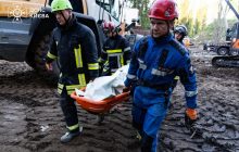 В Киеве резко возросло количество погибших после удара россиян по многоэтажке (фото)