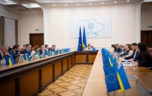 "еОселя", деньги на дрова и субсидии: Кабмин одобрил изменения для миллионов украинцев