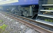 На Закарпатье сошли с рельсов несколько вагонов пассажирского поезда: что известно