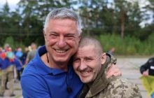 Журналісти, медик і один мер: Україна повернула з неволі військових та цивільних