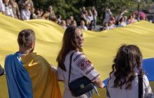 Ціна незалежності: як українці вітали Україну від Ужгорода до Харкова і від Сум до Одеси