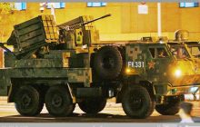 У Китаї помітили новий ракетний комплекс, здатний одночасно збивати майже 100 дронів