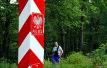 Польща видворила 15 українців: названо причину