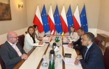 У МВС Польщі заявили, що працюють над врегулюванням статусу українців