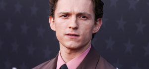 Том Холланд показал первые кадры со съемок фильма "Человек-паук" (фото)