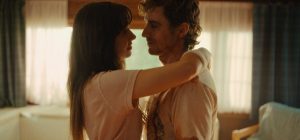 "Одне ціле": цікаві факти про фільм, який вже називають новою "Субстанцією" про кохання