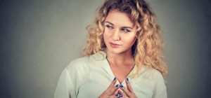 Чому ми радіємо, коли інші люди зазнають невдач: психолог розкрив дві головні причини