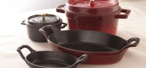 Ви все життя могли мити чавун неправильно: шеф-кухар пояснив, як це робити