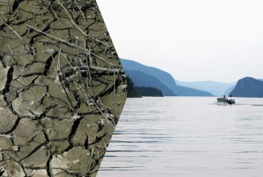 Огромное озеро ушло под землю: спутник запечатлел редчайшее событие