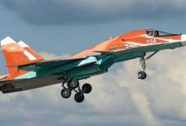 Появились фото оранжевого Су-34: кто мог купить российский бомбардировщик