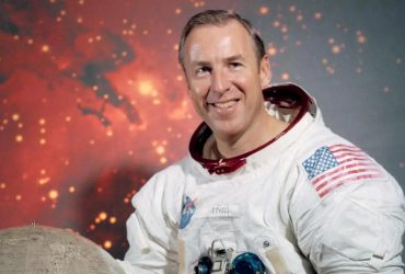 Помер астронавт Джим Ловелл, автор легендарної фази Х'юстон, у нас проблема