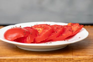 Як позбутися плодових мушок на кухні: експерти розкрили рецепт чудо-засобу