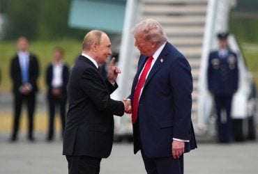 В Кремле заявили, что встреча Трампа и Путина не была отменена