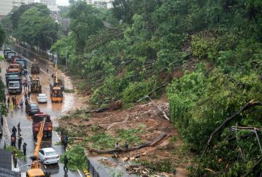 Муссонные ливни стали причинами смертельных наводнений в Пакистане и Индии