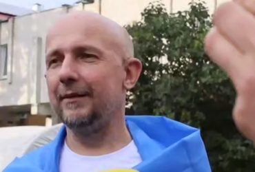 Не бачили ні трави, ні птахів: кореспондент УНІАН Дмитро Хилюк дав інтерв'ю після повернення з полону