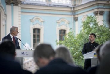 Зеленський розповів, скільки союзники платитимуть за американську зброю для України