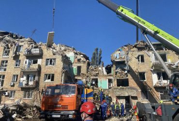 Чотири неопізнані тіла і зниклі безвісти: в ДСНС розповіли про зруйнований будинок в Києві