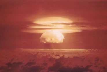 Крупнейшие ядерные испытания в истории: 5 взрывов, изменивших мир навсегда