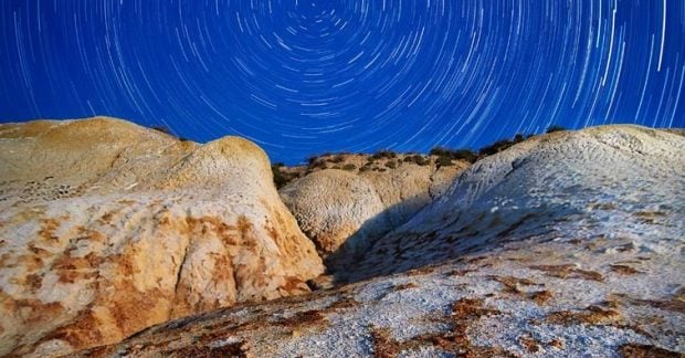 Магнітна вісь Землі змістилася та рухається у невизначеному напрямку