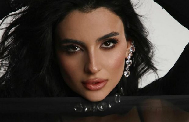 Трінчер заговорила про любов після розлучення зі скандальним блогером: чи зайняте її серце