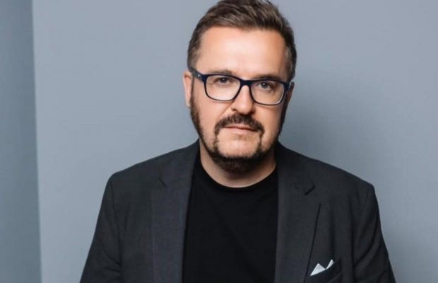 "Я безмежно закоханий": Пономарьов відреагував на чутки про третій шлюб