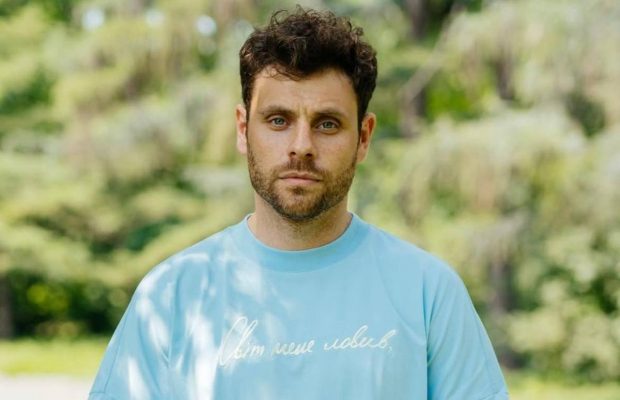 "Мені відірвало палець": популярний український актор серйозно травмувався (фото)