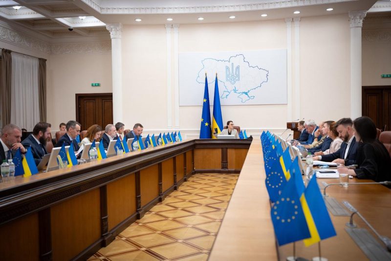 "єОселя", гроші на дрова та субсидії: уряд схвалив важливі зміни для мільйонів українців