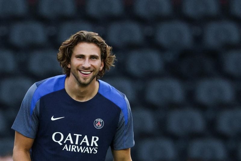 Погані новини для Забарного: досвідчений футболіст може стати його конкурентом в "ПСЖ"