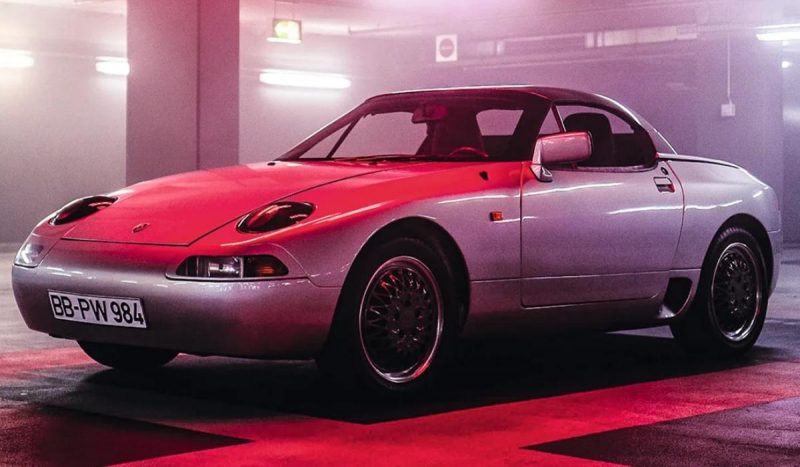 Автомобілі Porsche - у Німеччині знайшли колекцію секретних машин