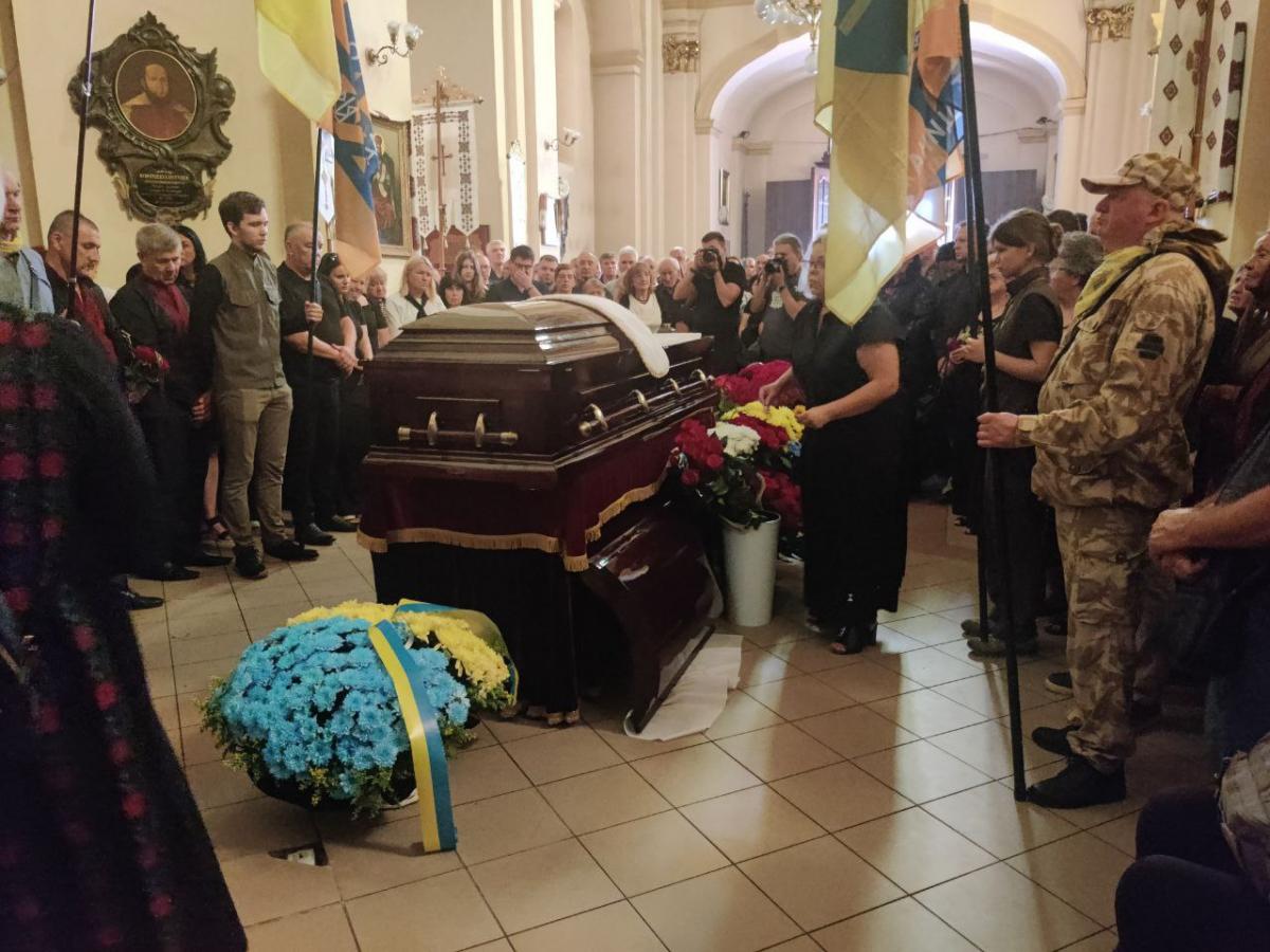 У Львові прощаються з Андрієм Парубієм / фото Мирослави Бзікадзе У Львові прощаються з Андрієм Парубієм / фото Мирослави Бзікадзе