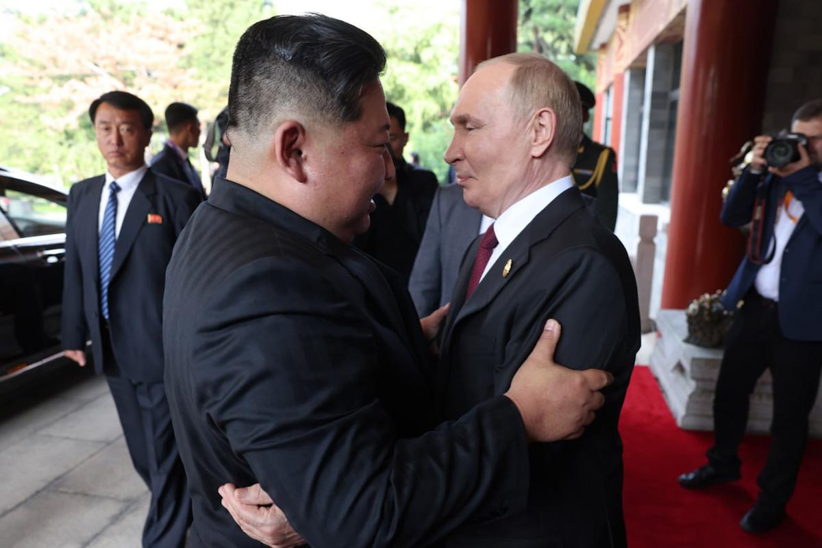 Північна Корея вже вдруге рятує Путіна, – The Telegraph Північна Корея вже вдруге рятує Путіна, – The Telegraph
