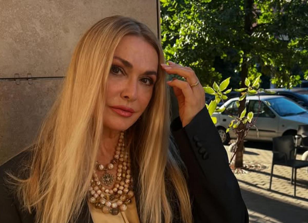 Ольга Сумская вместе с дочкой позировала на модном показе / фото instagram.com/olgasumska Ольга Сумская вместе с дочкой позировала на модном показе / фото instagram.com/olgasumska