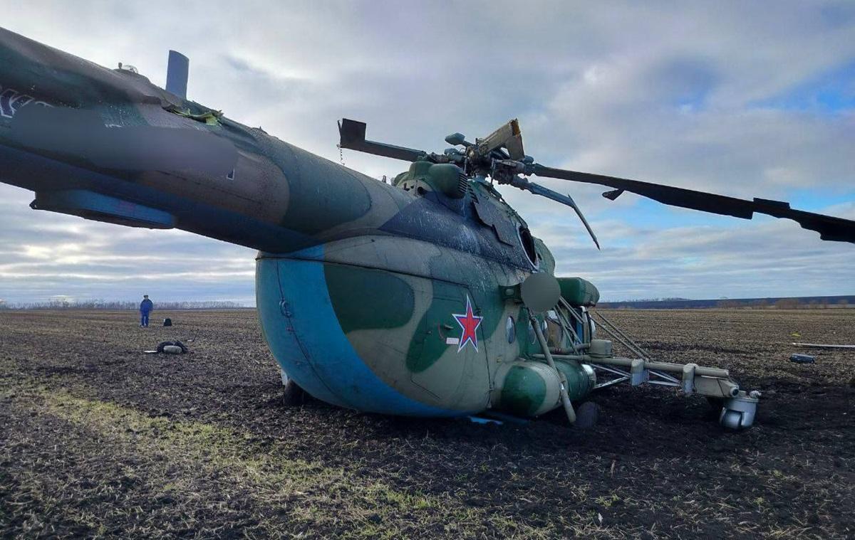 Під час польоту вертоліт почав обертатися вліво / фото - x.com/duke_garland_2 Під час польоту вертоліт почав обертатися вліво / фото - x.com/duke_garland_2