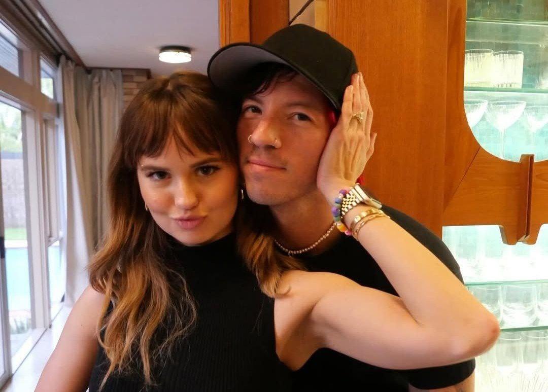 Джош Дан и Дебби Райан ожидают первенца / фото instagram.com/debbyryan Джош Дан и Дебби Райан ожидают первенца / фото instagram.com/debbyryan