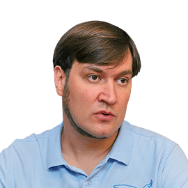 под обстрелов спят на асфальте в переполненном транзитном центре", - руководитель миссии "Пролиска" Евгений Каплин