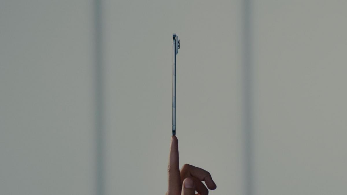 Ультратонкий Айфон та нові цінники: Apple анонсувала серію iPhone 17 Ультратонкий Айфон та нові цінники: Apple анонсувала серію iPhone 17