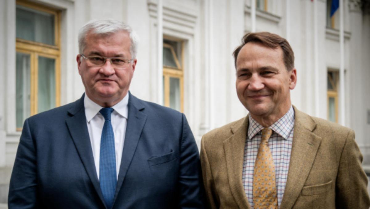 Сікорський заявив, що Польща не кидає друзів на тлі посилення агресії РФ / Фото: mfa.gov.ua Сікорський заявив, що Польща не кидає друзів на тлі посилення агресії РФ / Фото: mfa.gov.ua