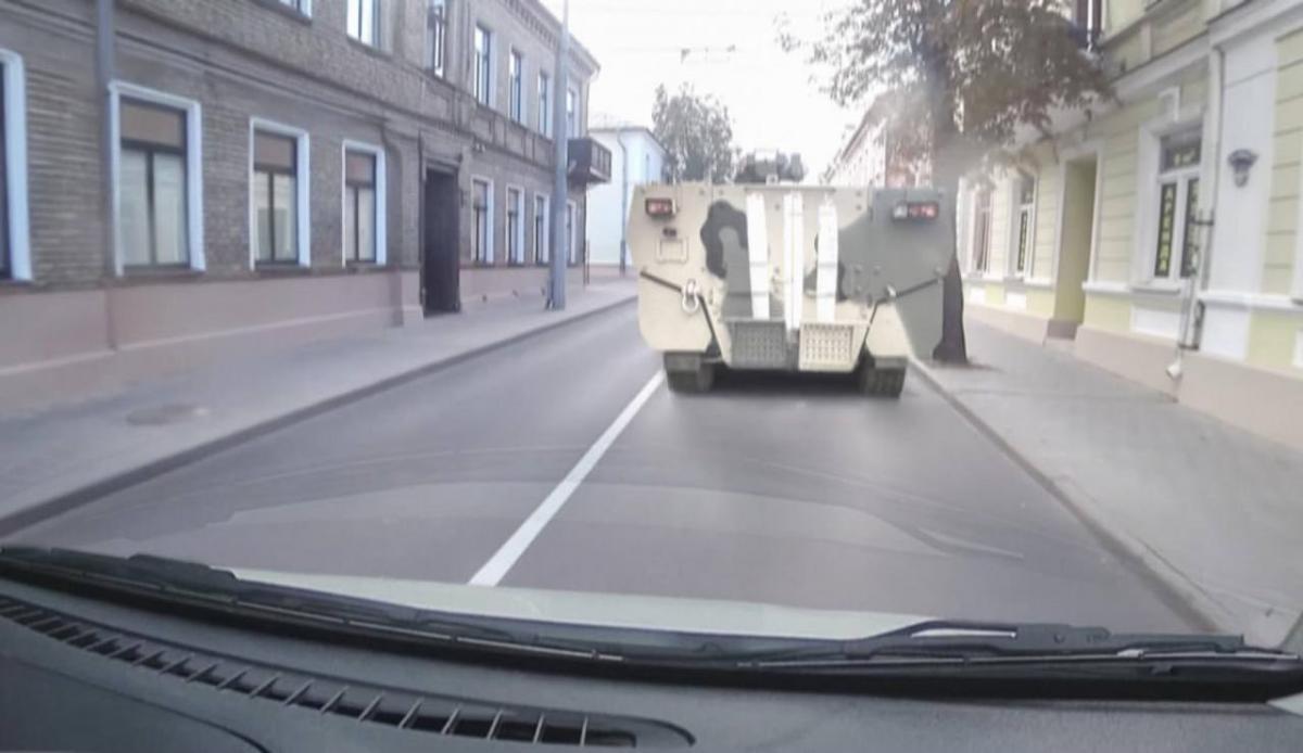 БТР-22 - це фактично такий собі бюджетний "Бумеранг" / скріншот БТР-22 - це фактично такий собі бюджетний "Бумеранг" / скріншот