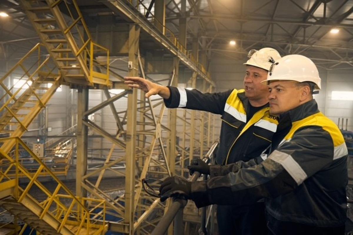 Генеральний директор енергокомпанії Максим Тімченко побував на підприємствах на Дніпропетровщині / фото ДТЕК Генеральний директор енергокомпанії Максим Тімченко побував на підприємствах на Дніпропетровщині / фото ДТЕК