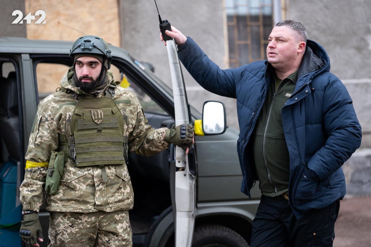 На передовой жизни и смерти: телеканал 2+2 представит военную драму 'Держись, братик'